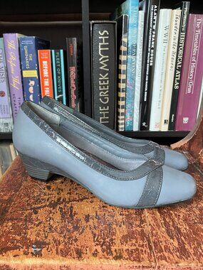 vintage Angel Step shoes, size 8.5 W